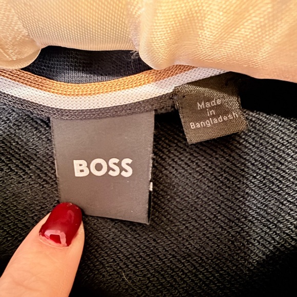 Hugo BOSS Men's Dark Gray Crewneck Sweater - Picture 3 of 6